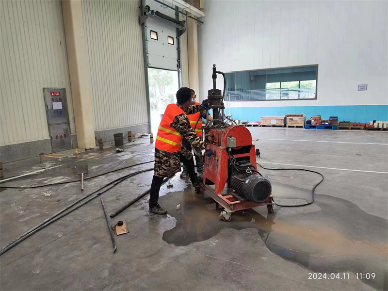 秦安厂房地面下沉塌陷注浆加固施工